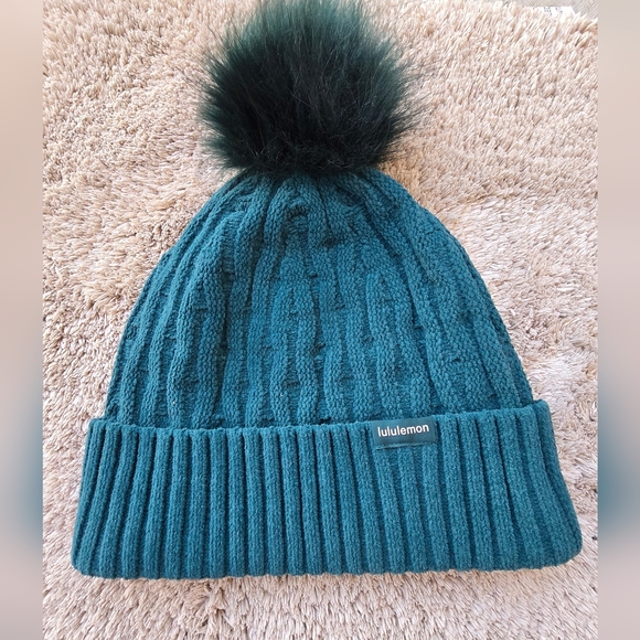 Lululemon Athletica Teal Knit Beanie - Picture 4 of 6
